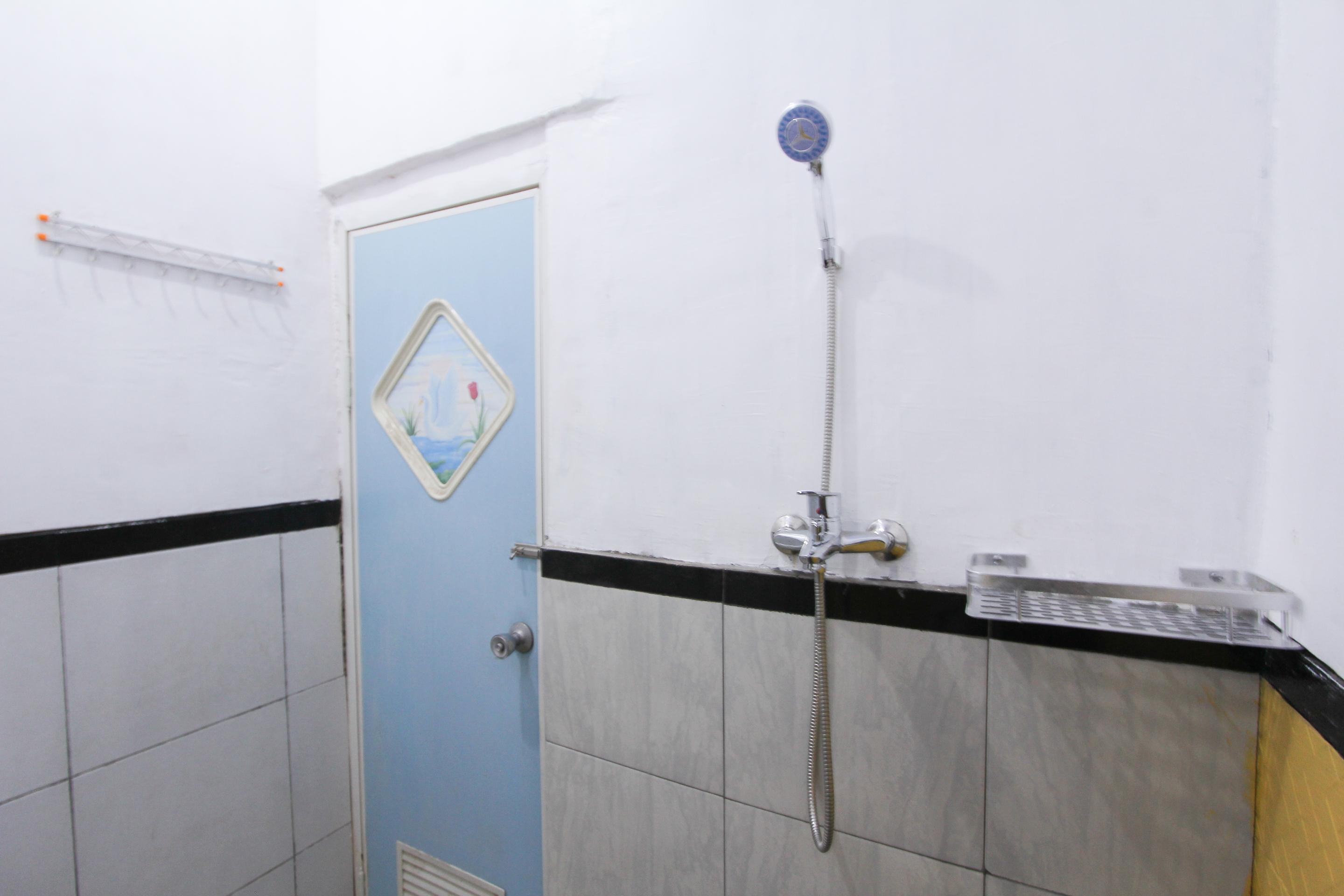 Oyo 1594 Al Firdausi Residence Бануванги Екстериор снимка