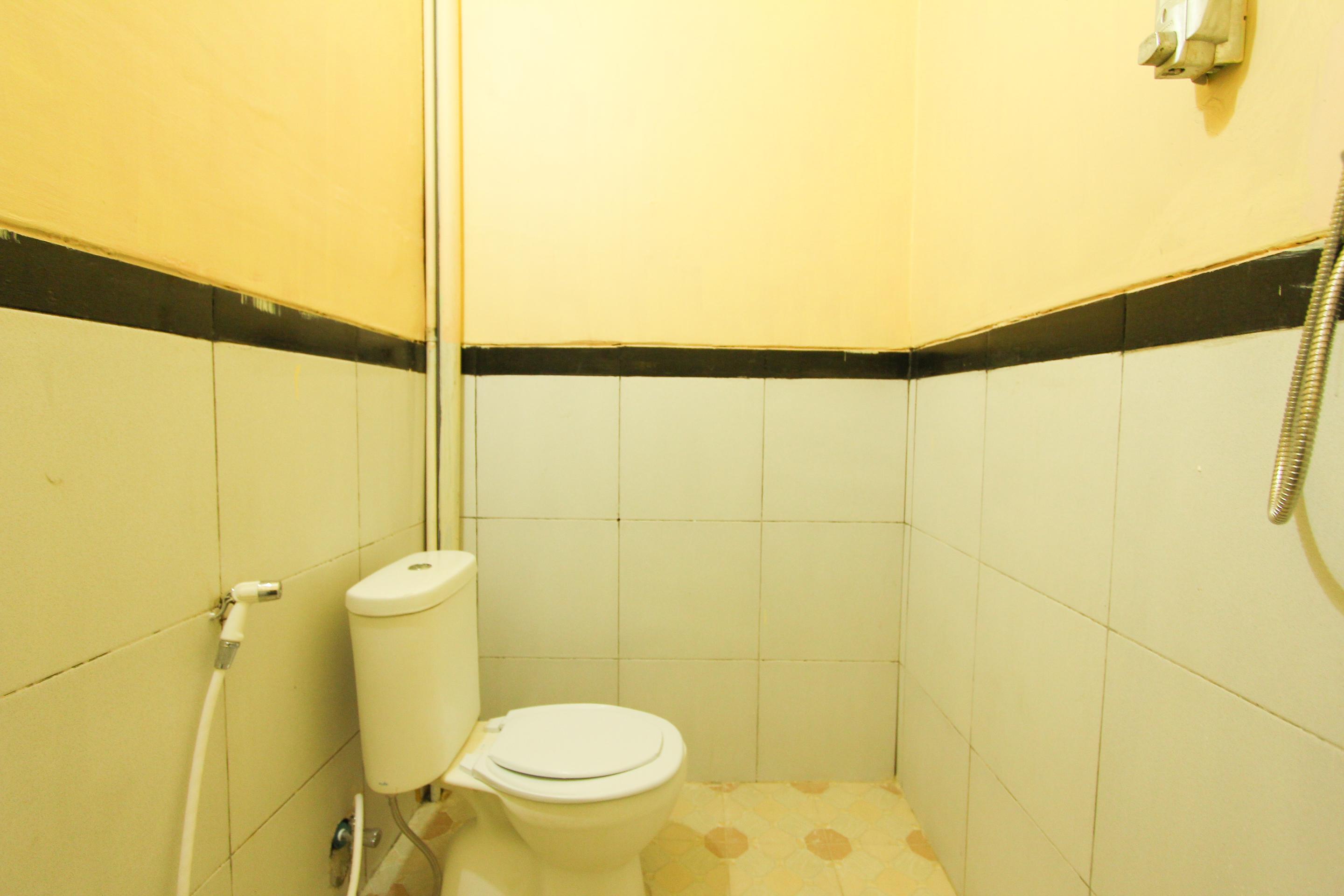 Oyo 1594 Al Firdausi Residence Бануванги Екстериор снимка