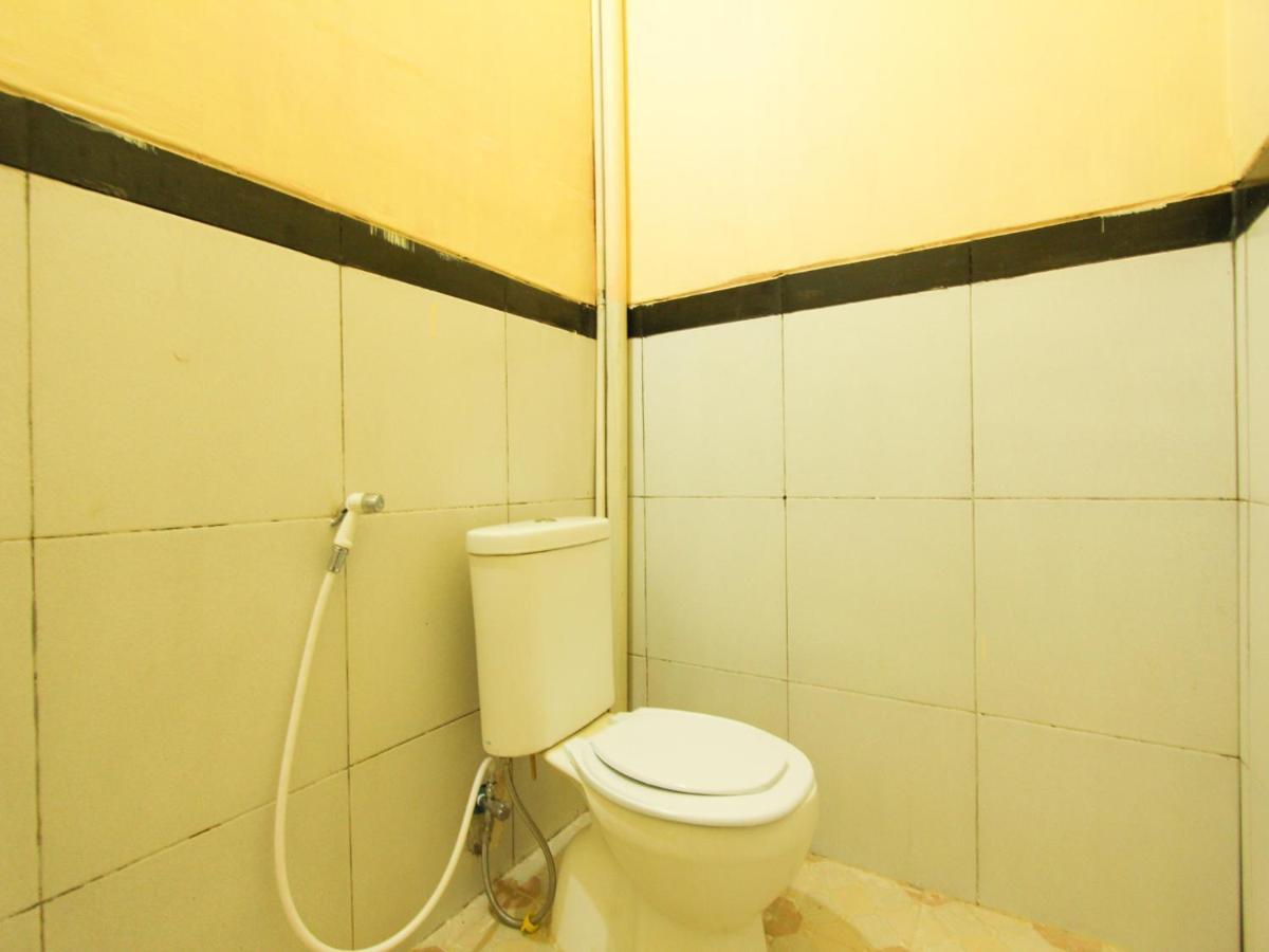 Oyo 1594 Al Firdausi Residence Бануванги Екстериор снимка